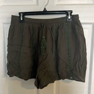 Crochet Detail Shorts